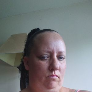 Meet your Posher, Pauline